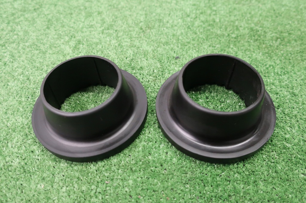 фото №1, Накладка подкладка резиновый элемент перед suzuki jimny idealna