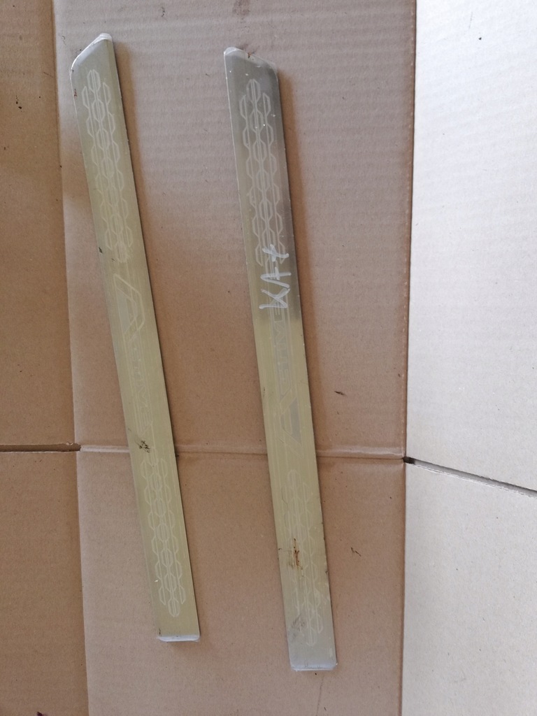 фото №1, Ford ka plus lift active молдинг поріг ліва