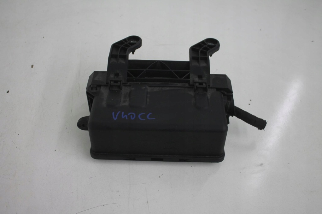 фото №1, Коробка корпус предохранителей volvo v40 ii 1.6 d2