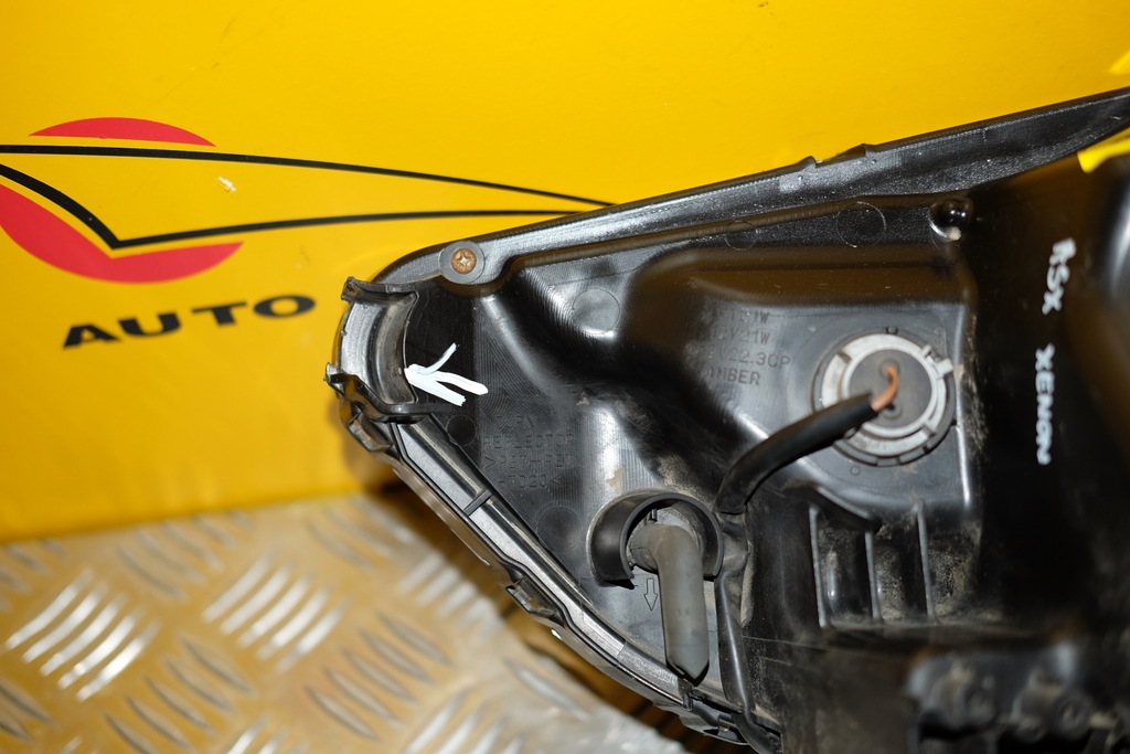 фото №3, Mitsubishi asx 2010- ксенон фара лампа перед r