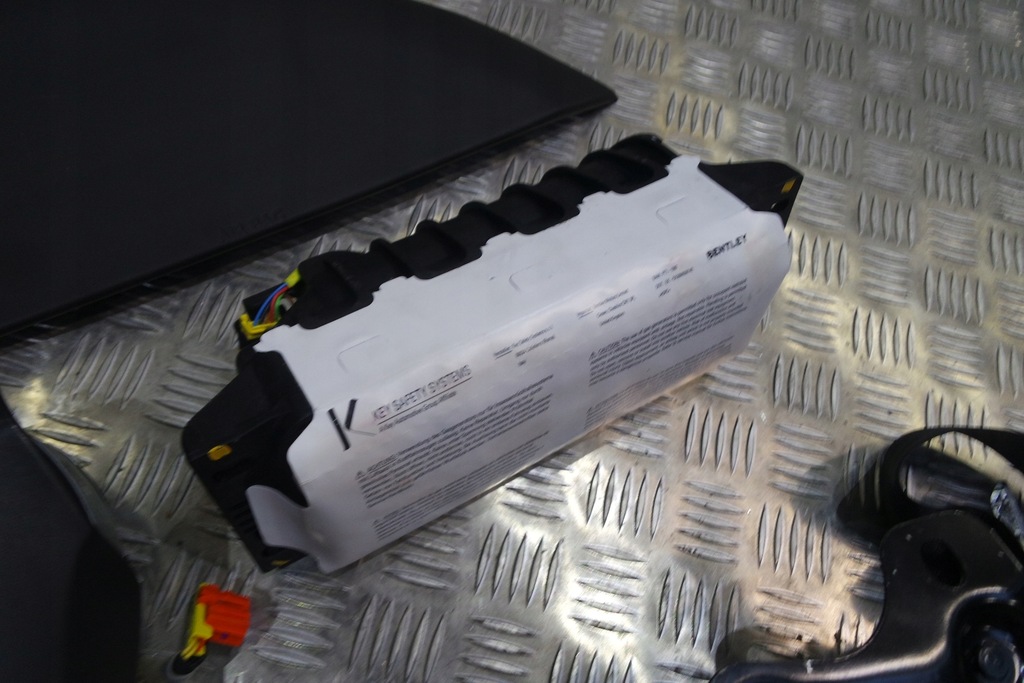 фото №4, Bentley gtc cabrio lift 11- подушка безопасности подушки безопасности ремни