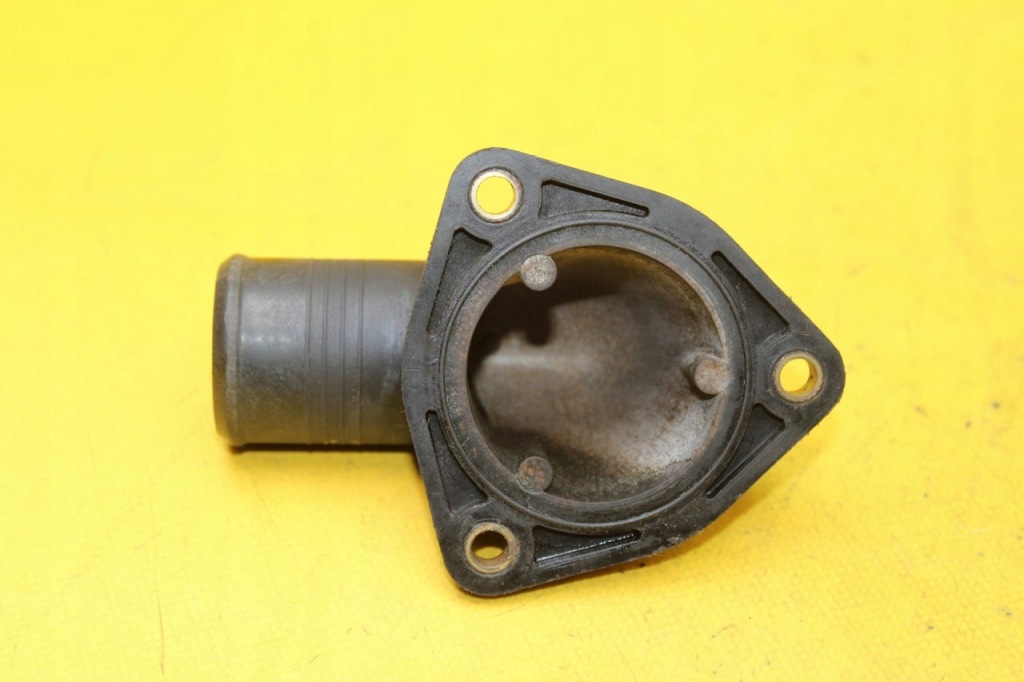 фото №3, Корпус термостата transit mk6 2.0 tddi