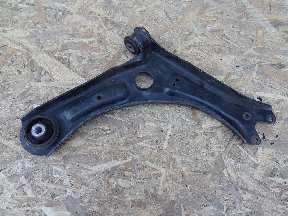 фото №1, Лівий важіль перед audi a3 8p