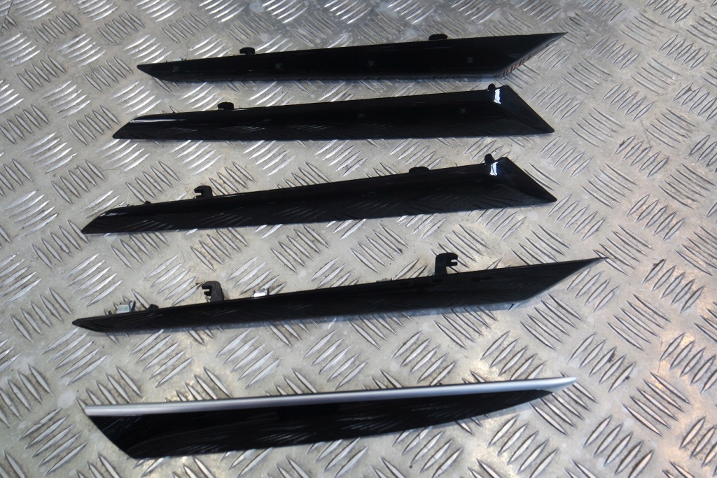 фото №3, Накладки декоративные внутреннее maserati levante p149