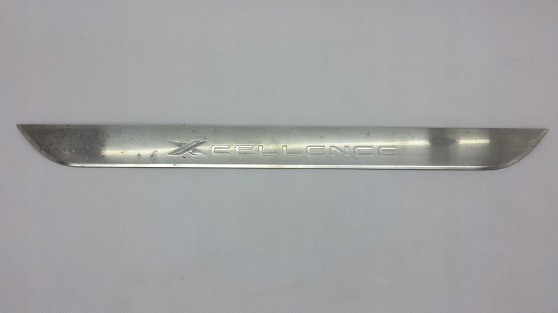 фото №1, Ateca xcellence молдинг накладка порог правая