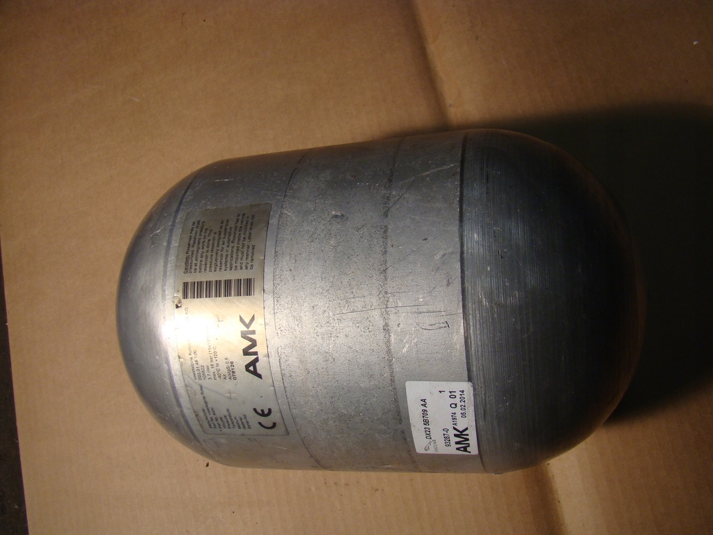 фото №1, Бак jaguar xf lift dx23-5b709-aa