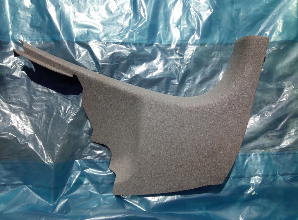 фото №1, Защита порог audi оригинальный номер 8p0867272b