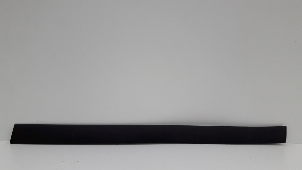 фото №1, Subaru tribeca молдинг двері права перед oryg.