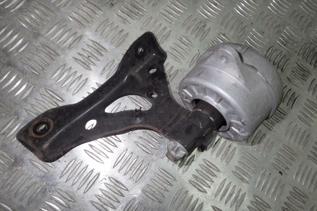 Купити Porsche 981 boxster подушка кронштейн 98137504902