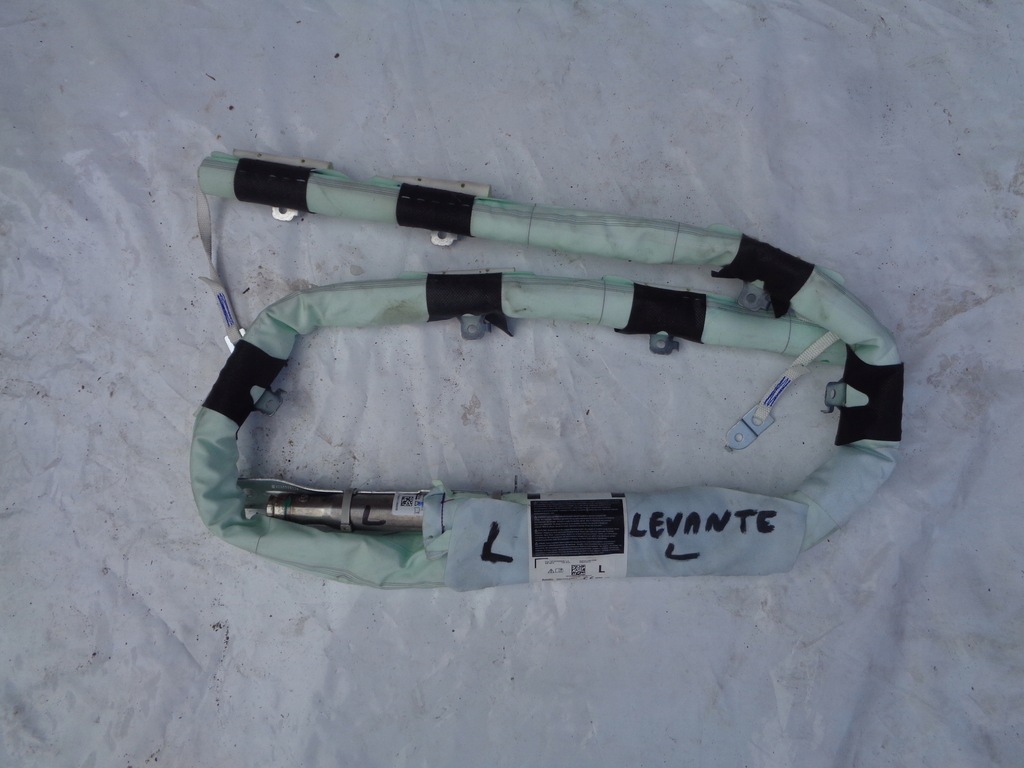 фото №1, Шторка безопасности левая maserati levante