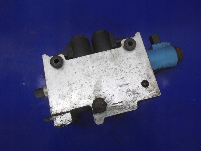 фото №2, Насос подвеска land rover discovery ii