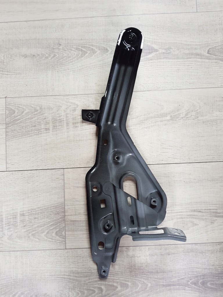 фото №1, Кронштейн крыла левый do smart forfour ii w453