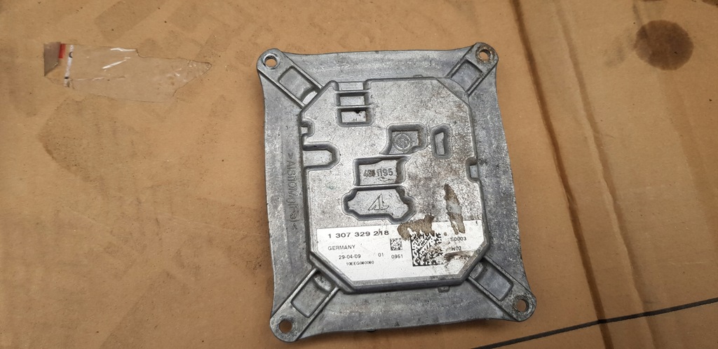 фото №1, Перетворювач модуль led audi оригінальний номер 1307329218