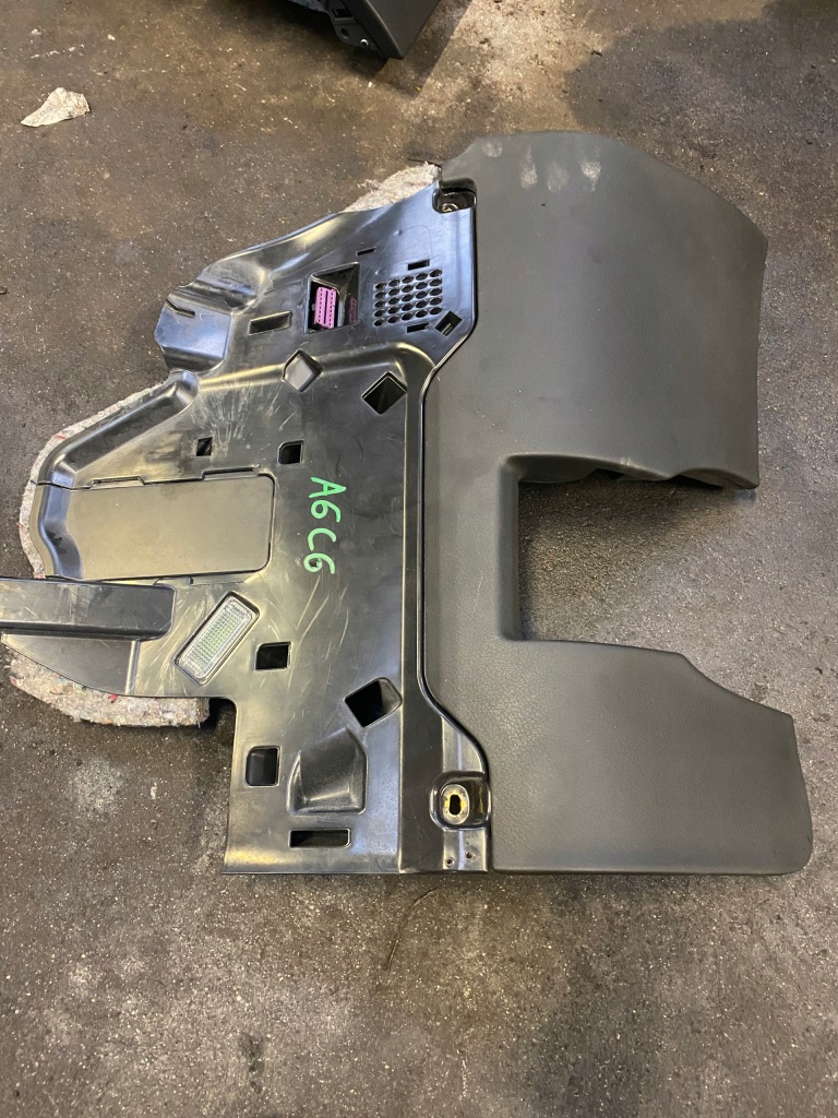 фото №1, Audi a6 c6 бардачок корпус 4f1880301l