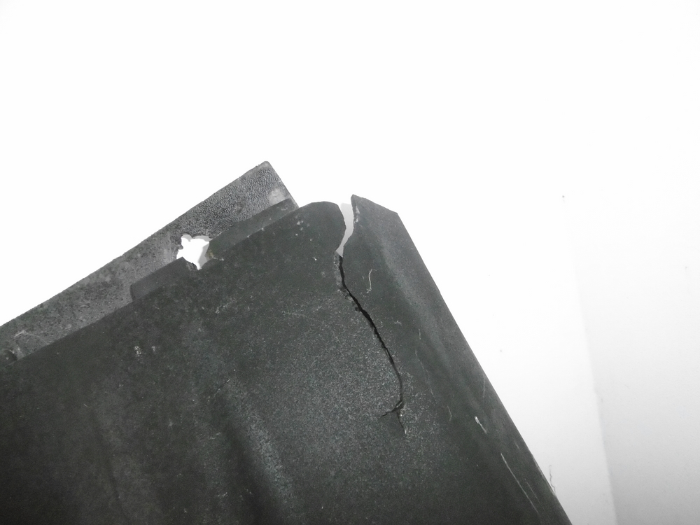 фото №8, Подкрылок кронштейн правый задняя magnum