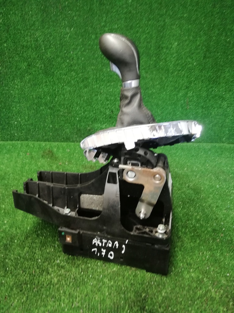 фото №1, Opel astra j 1.7 55577540 домкрат переключения передач
