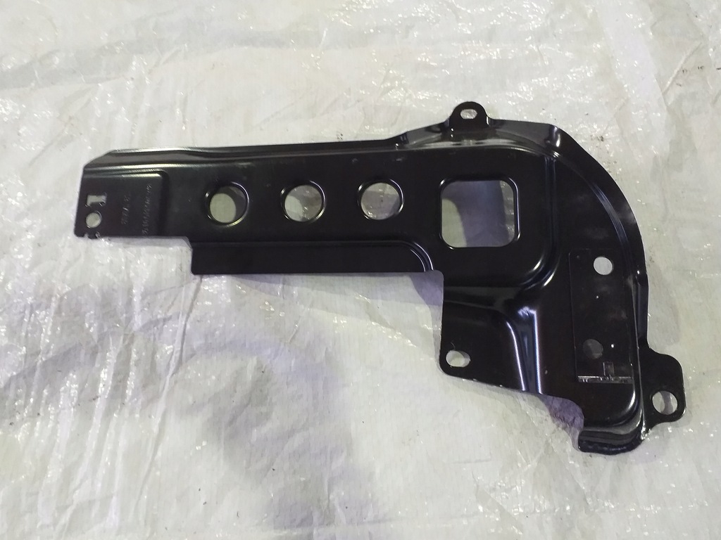 фото №1, Mercedes w205 усилитель лист a2056100102