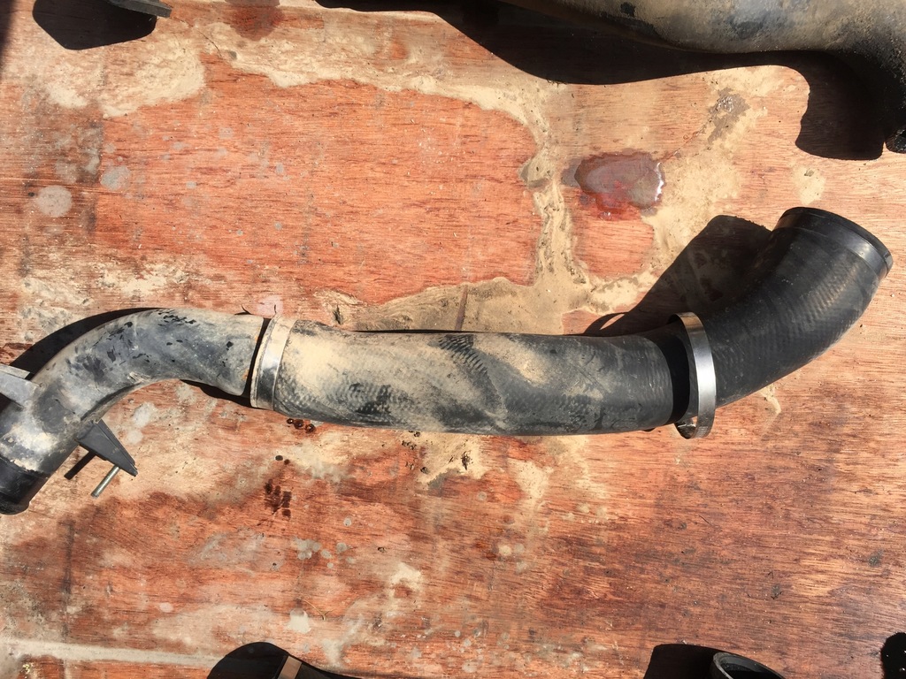 фото №1, Mitsubishi l200 труба шланг wąż turbo