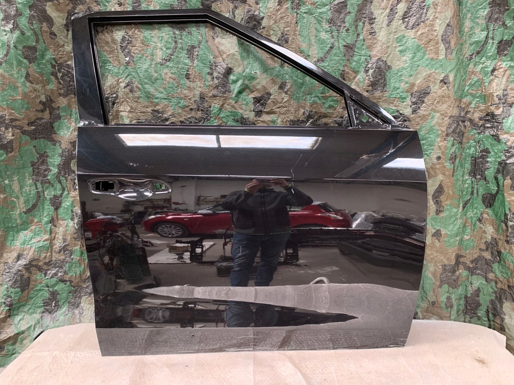 фото №1, Ssangyong tivoli правое передние дверь