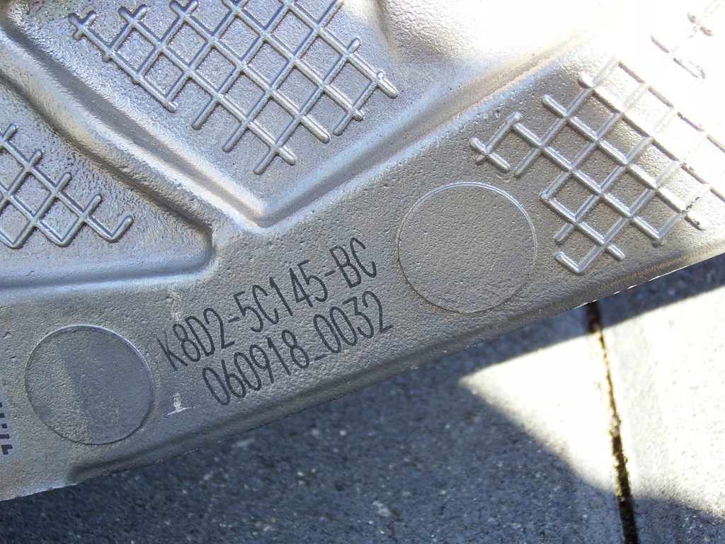 фото №5, Підрамник підрамник land rover jaguar k8d2-5c145-bc xj xf