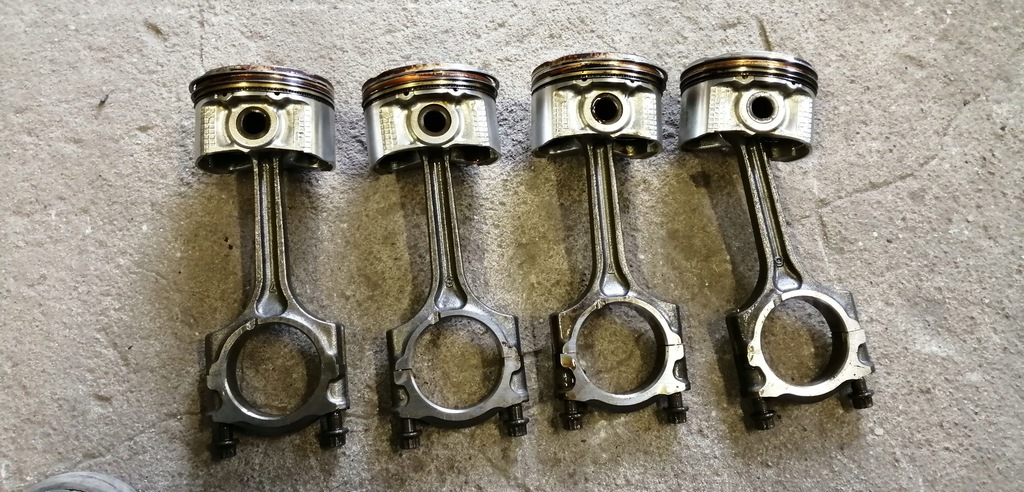 фото №1, Mazda 3 09-13 1.6 b поршень + шатун