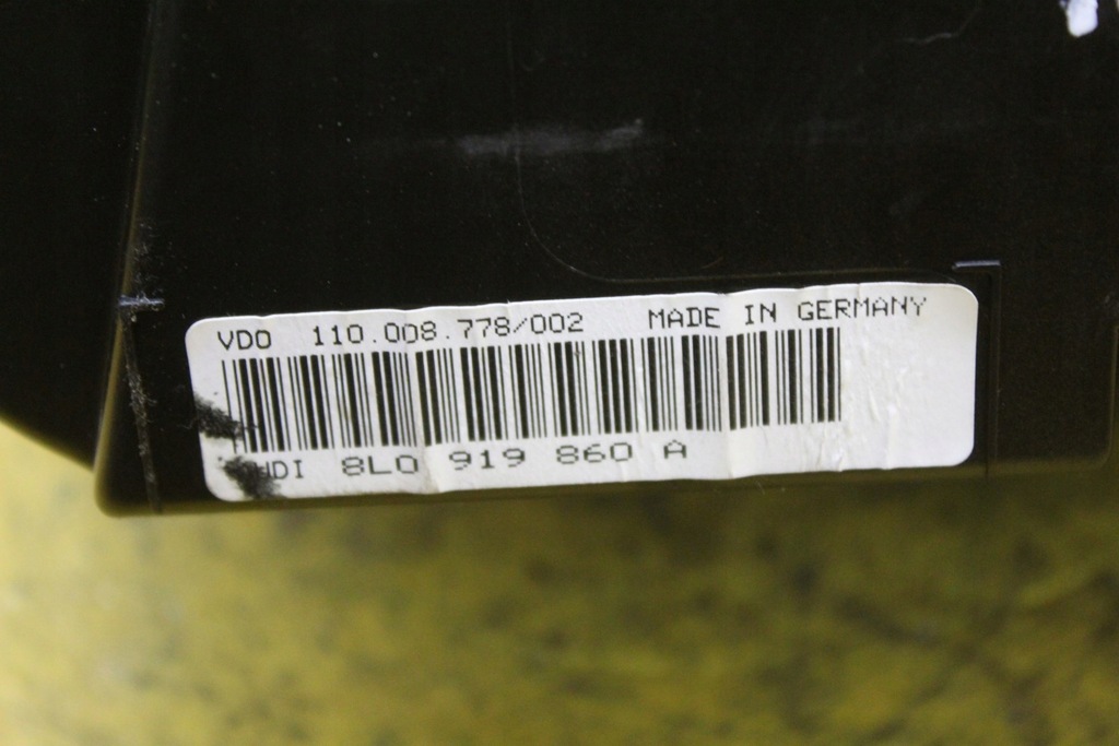 фото №9, Счетчик приборная панель audi a3 8l 1.6 b 8d0919272c