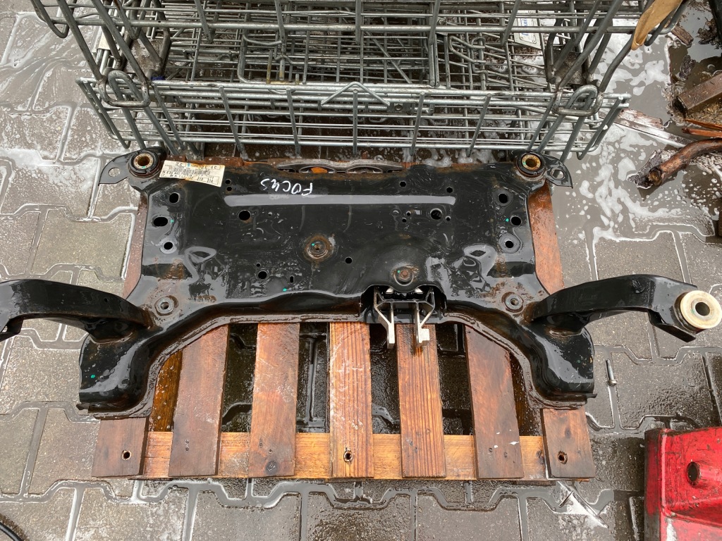 фото №1, Focus mk3 lift подрамник подрамник двигателя