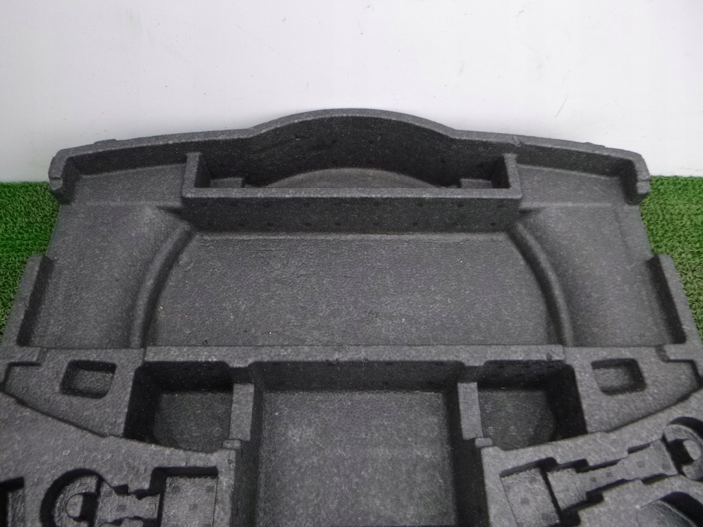 фото №4, Mazda 6 gj 13- вкладиш колеса запасного пінополістирол