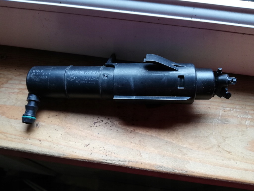 фото №1, Омивач фара vw golf 5k0