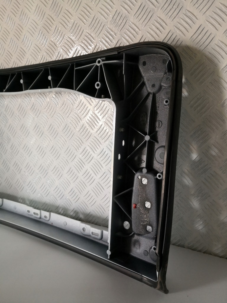 Tesla x каркас рама дверь левый задний  1028782-00 с Разборки