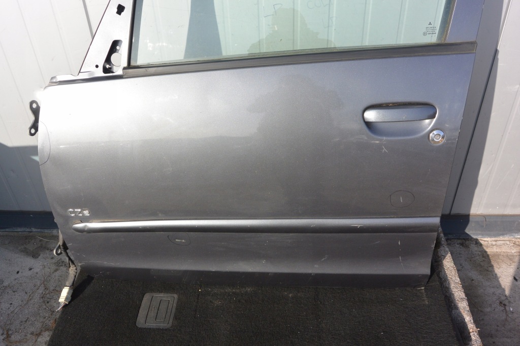 фото №2, Дверь левая перед mitsubishi colt cz 5d