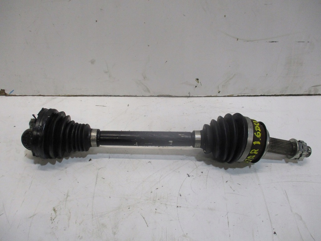 фото №1, Привідний вал ліва renault kadjar 1,6dci 391011681r