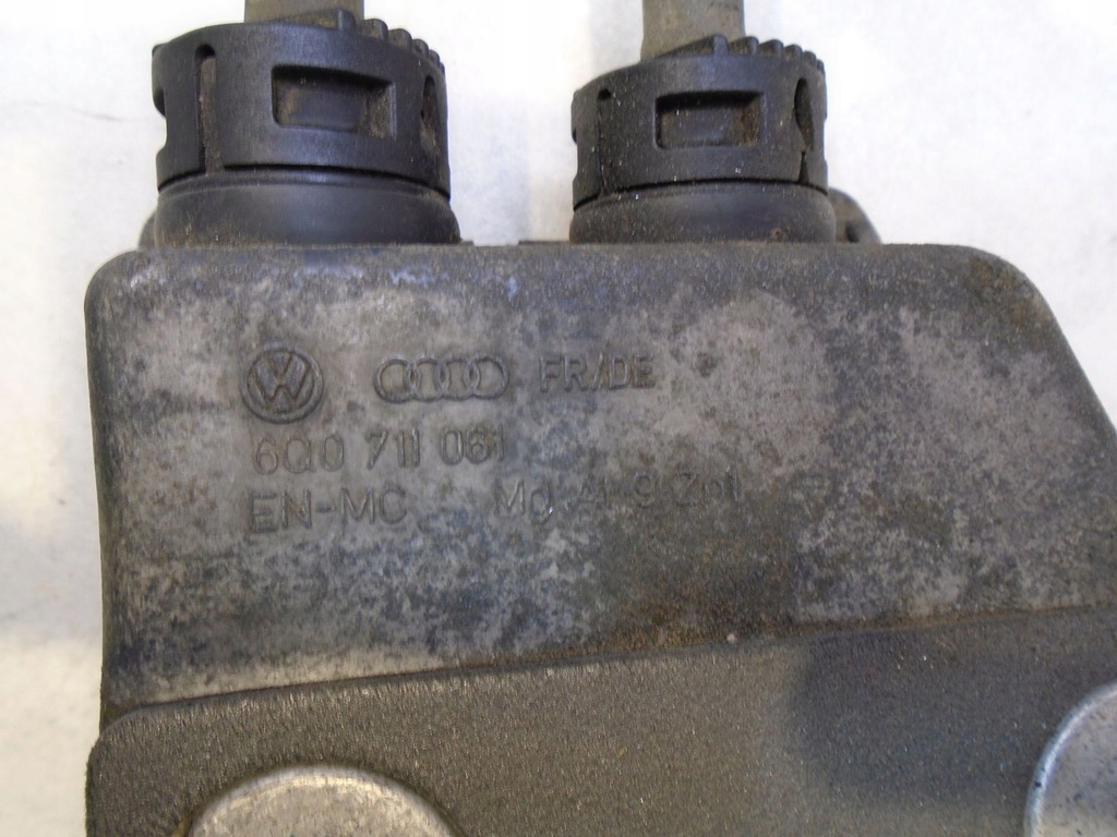 фото №4, Выборщик передач тросы seat ibiza iii w06q0711049al