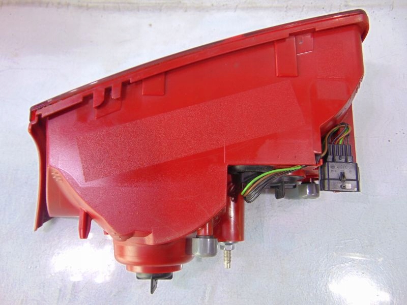 фото №8, Лампа кришки лівий задня renault laguna iii coupe