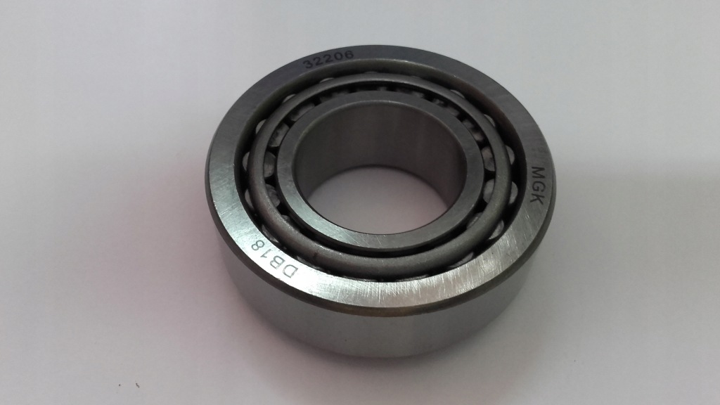 Купити Liaz kamaz підшипник розподільного валу 32206/7506 lublin