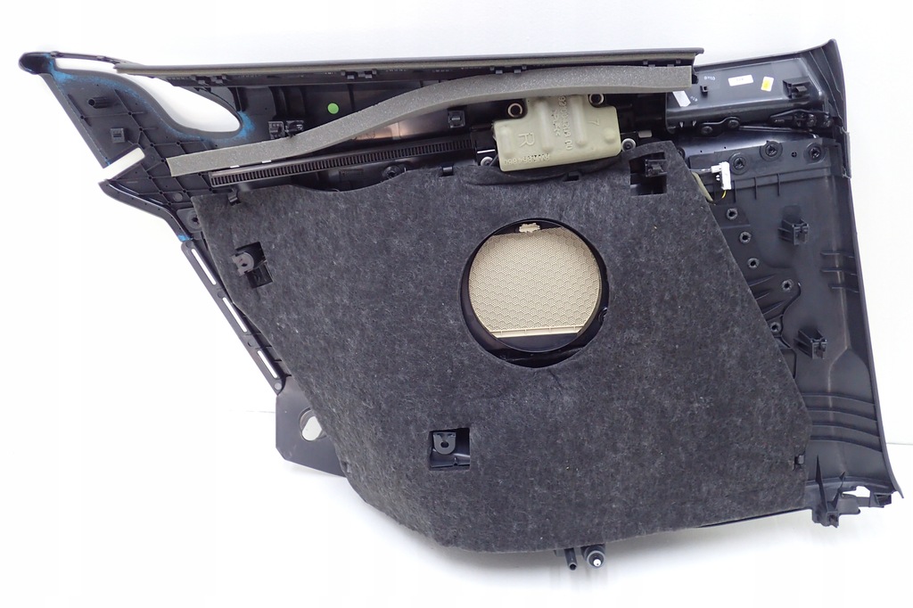 фото №6, Audi a5 8w оббивка обшивка права led 8w6867036