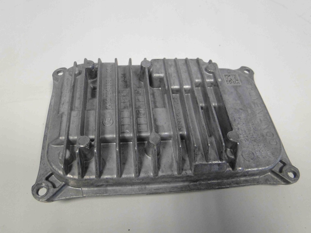 фото №1, Mercedes b klasa w247 преобразователь лампы левый led