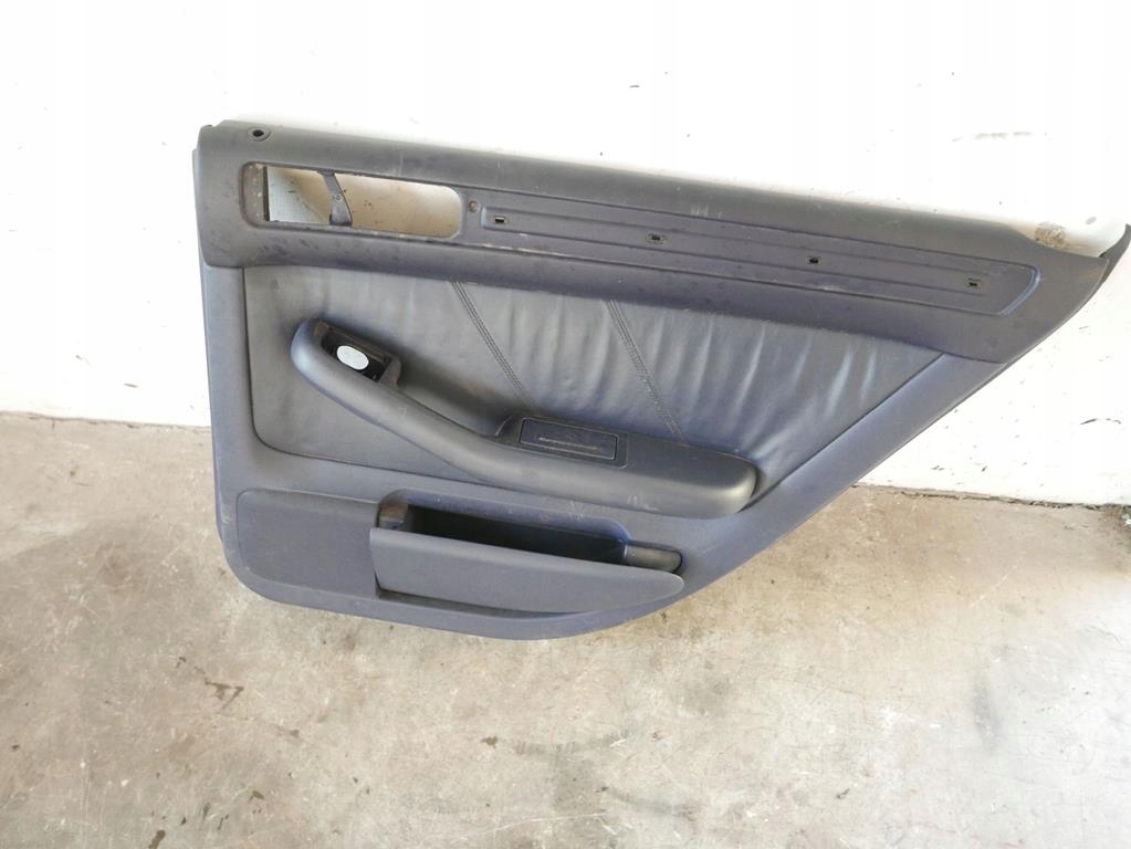 фото №6, Обшивка обивка правая задняя audi a6 c5 kombi avant