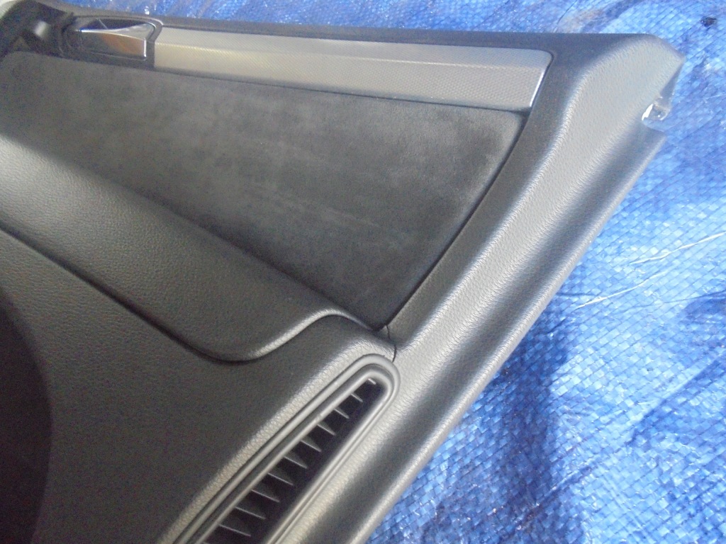 фото №2, Обивка дверь правый перед audi q7