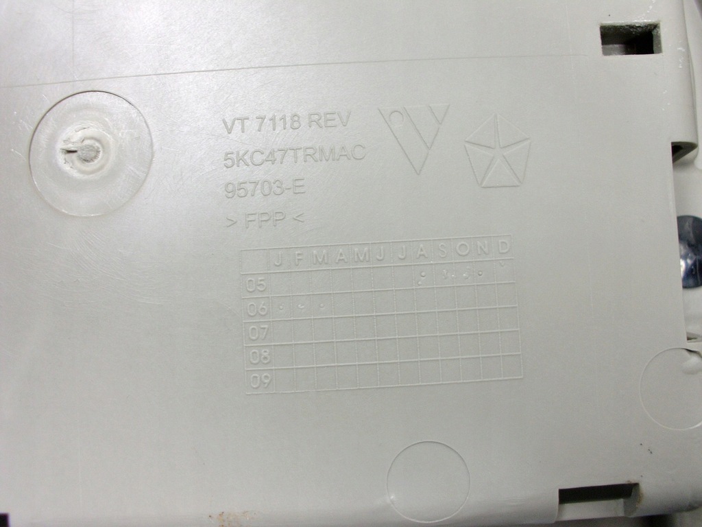 фото №8, Jeep commander xh полиця бардачок бардачок оббивка