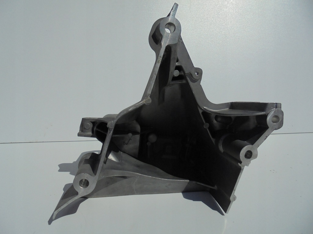 фото №9, Audi a3 8v кронштейн двигателя 04c199207bc 2012-2019