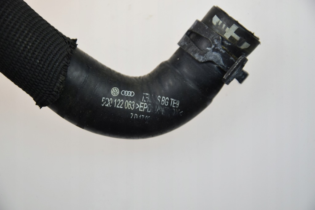 фото №4, Audi a3 8v vw golf 7 трубка шланг 5q0122063