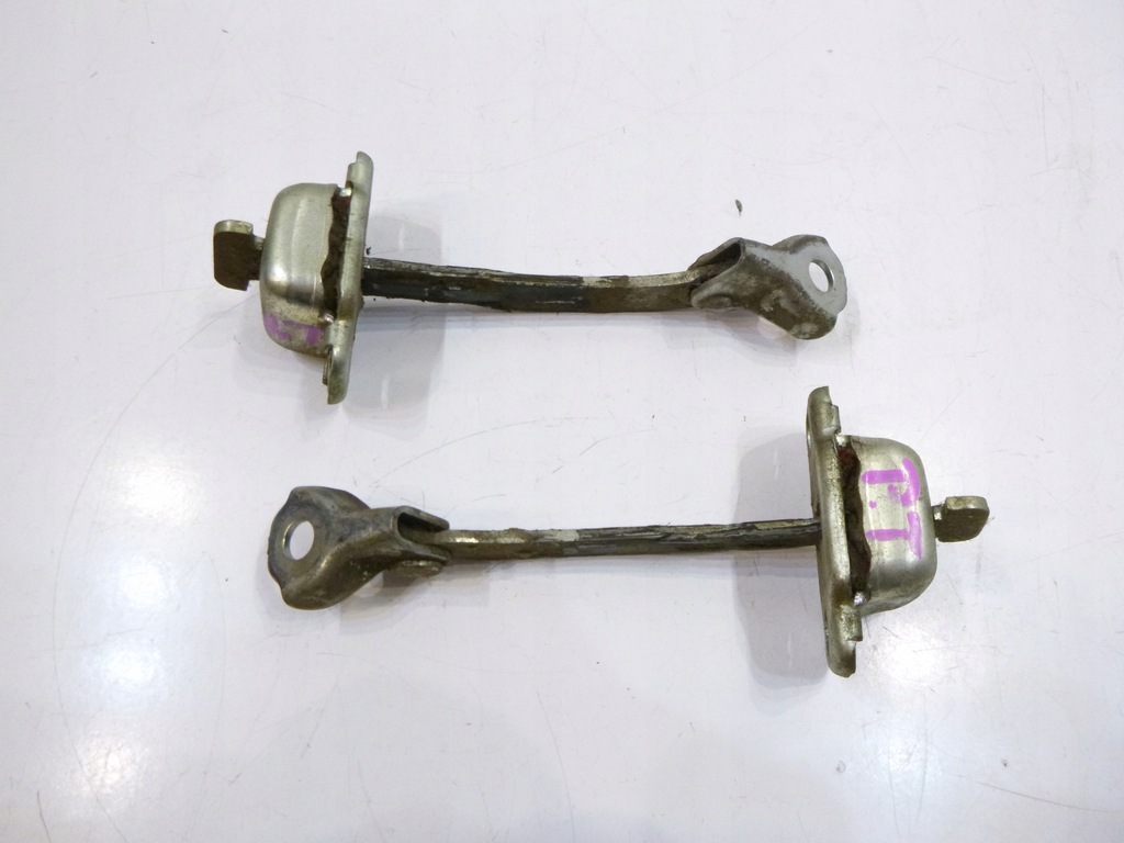 фото №9, Ограничитель дверь задняя toyota aygo peugeot 107 citroen c1 2005-2014