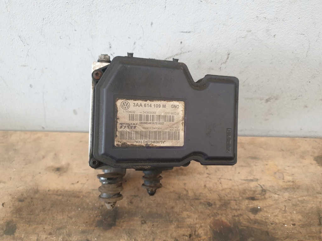 фото №1, Насос abs 3aa614109m vw passat b7