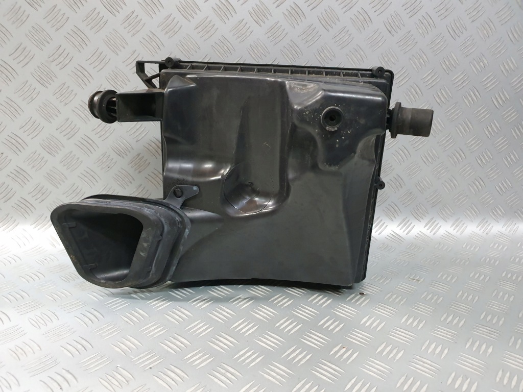 Корпус фільтра повітря opel astra j 1.3 cdti Недорого