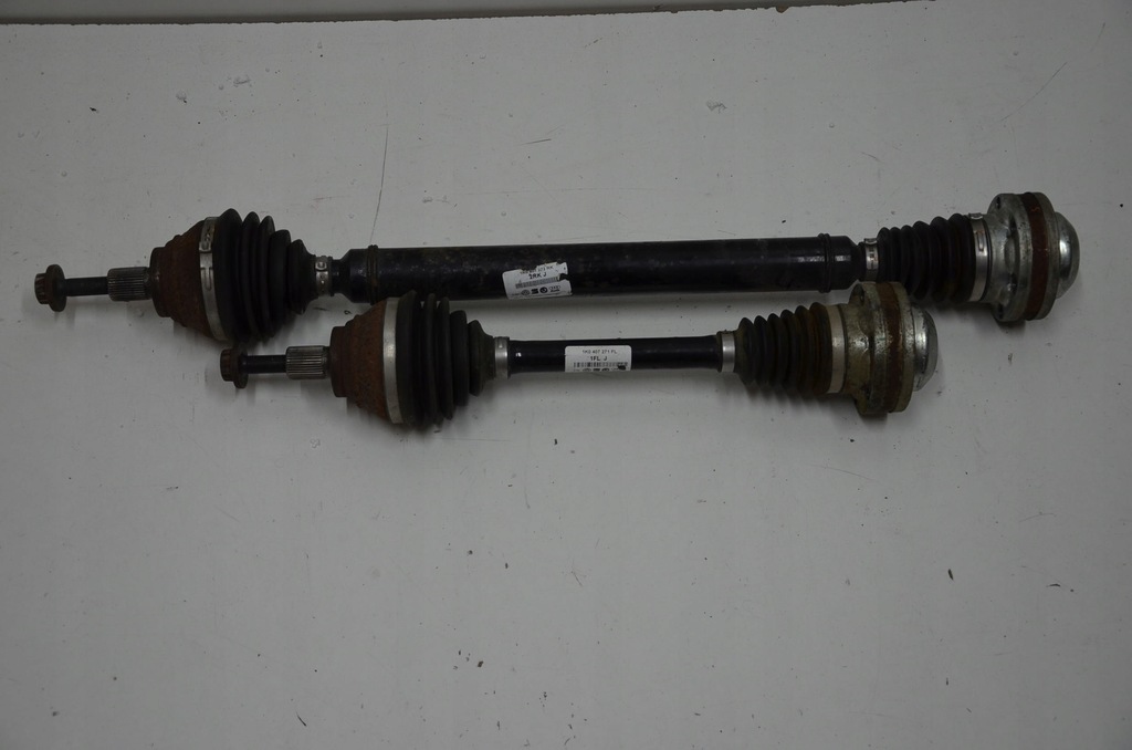 фото №1, Vw passat cc 1.8tsi dsg приводной вал левая 1k0407271fl