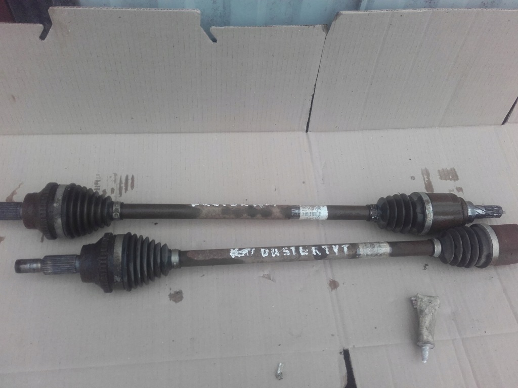 Купить Dacia duster 1.5 dci 4 x 4 приводной вал задний  8200939996