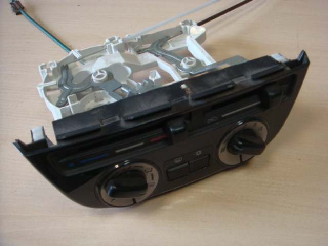 фото №1, Mitsubishi space star ii панель воздуховод