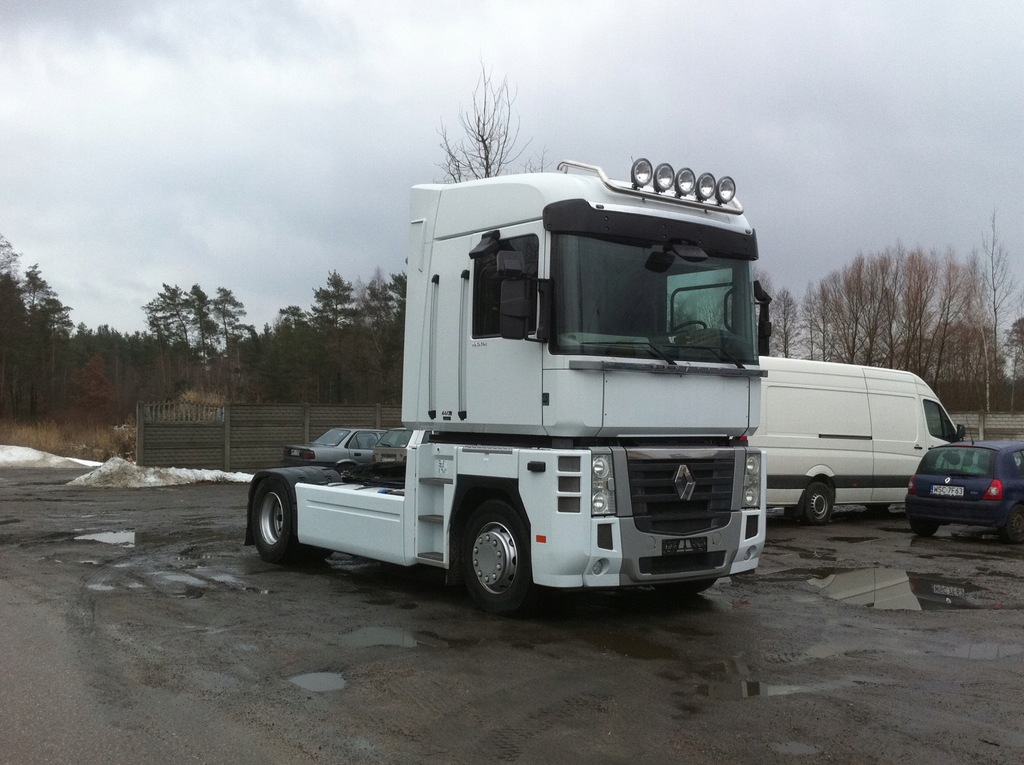 фото №8, Renault magnum надбудова захист międzyosiowe спойлери спойлери вітровики