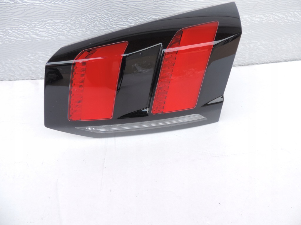 фото №2, Peugeot 5008 led лампа задняя задняя правая